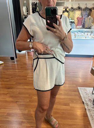 Linen Shorts with Contrasting Trim