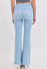 Load image into Gallery viewer, Cello Petite Pull On Flare 30” Inseam- Light Blue Wash