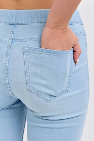 Cello Petite Pull On Flare 30” Inseam- Light Blue Wash