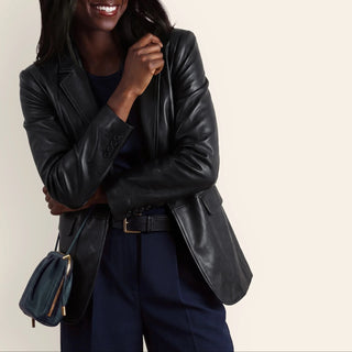Hobo Isabelle Crossbody- Black