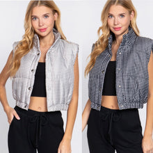Load image into Gallery viewer, Puffer Vest Checkered - Two Colors