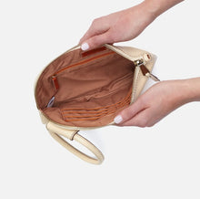 Load image into Gallery viewer, Hobo Sable Wristlet- Butter